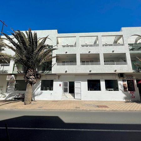 Corralejo Coliving By Amazzzing Travel Vandrarhem Exteriör bild