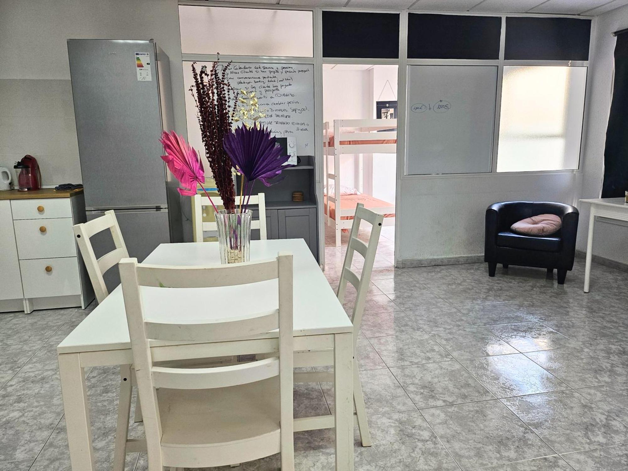Corralejo Coliving By Amazzzing Travel Vandrarhem Exteriör bild