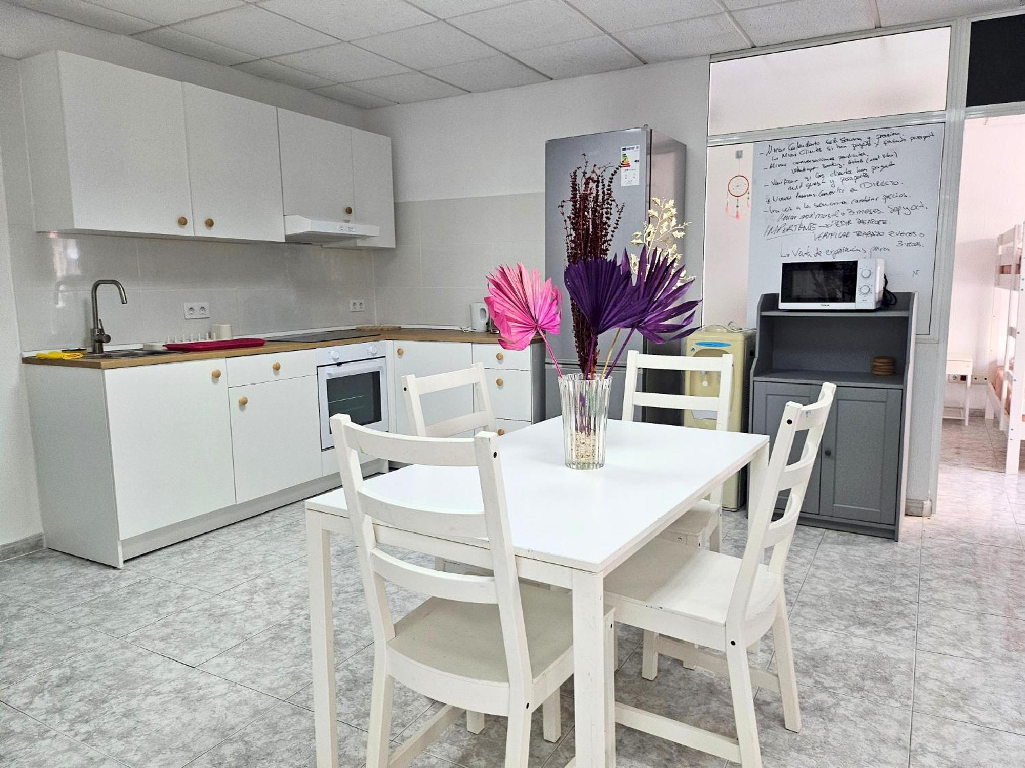 Corralejo Coliving By Amazzzing Travel Vandrarhem Exteriör bild